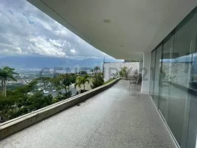 SOLARES DEL CARMEN, vendo casa a terminar, Alto Hatillo Caracas