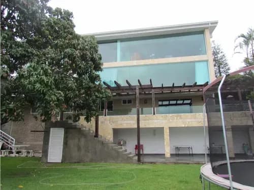 Vendo Qta De Lujo En Cumbres De Curumo