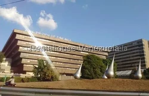 Se Alquila Hermoso Y Totalmente Equipado Apartamento En El Hotel Del Centro Comercial Ccct, Uno De Los Complejos Más Prestigiosos Y Emblemáticos De Caracas En Chuao Mls #26-6073