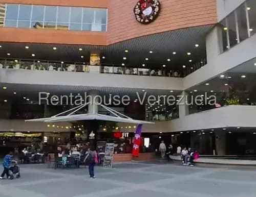 Practico Local Comercial A La Venta En Manzanares #25-14741 Josmary Sanjuan