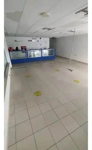 Se Vende Local En El Centro De Valencia 203 M2