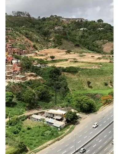 Se Vende Terreno 125.072m2 Prados Del Este 3282