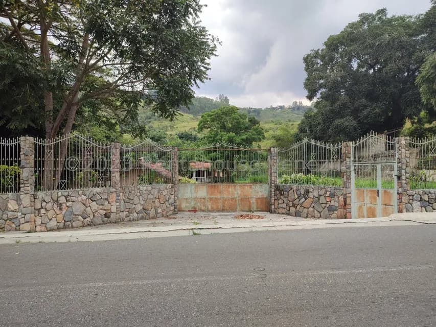 Terreno (Residencial) en Venta en La Entrada, Carabobo