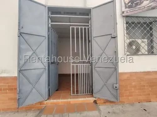 Local En Alquiler Ubicado En Barquisimeto, Codigo 2 5 1 5 9 0 3, Mildred, Local En Excelente Ubicacion Por Ser Una Zona De Alto Trafico Vehicular Y Peatonal, Posee Aire Acondicionado