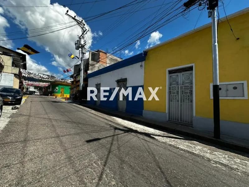 En Alquiler Local Comercial calle 3 del centro