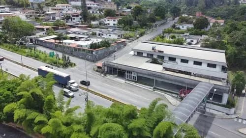Agp Galpón En Venta En Los Teques, Oportunidad! Concesionarios, Fábricas, Comercios 26-12638