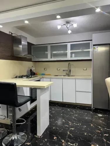 Alquiler Apartamento Amoblado El Alcazar