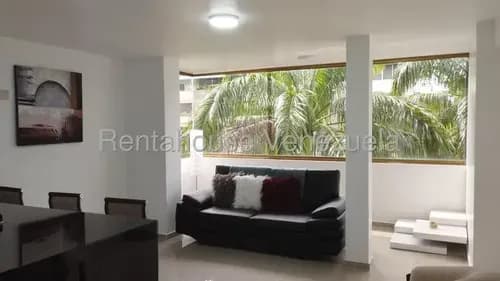 Jg Cod Flex 26-16397 Se Alquila Bello Y Actualizado Apartamento En La Alta Florida Negociable