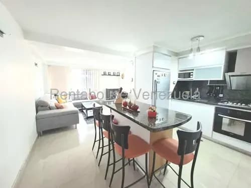 Miravila 26-18226 Apartamento En Venta Cuenta Con 2hab 2 Baños 1 Estacionamiento Negociable A.j
