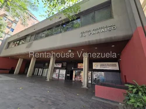 Ft / Oficina En Venta Ubicada En El Centro Profesional El Paraíso De 31m. Un Espacio Versátil Ideal Para Consultorio Médico // Mls #26-13566