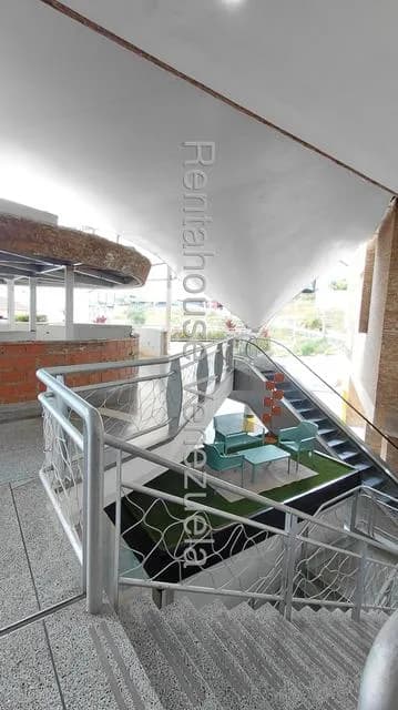 Comercial (Local Comercial) en Alquiler en Los Naranjos del Cafetal, Distrito Metropolitano