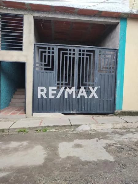 Local. Venta. Tariba