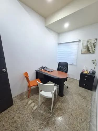 Momentum Consultorio Médico En Alquiler En Centro Médico En Urb El Viñedo, Valencia, Carabobo