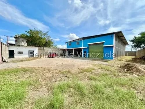 En Alquiler, Conjunto De 2 Galpones Comerciales | Av. Principal Zona Norte | Vitrina De Ventas Y Depósito. Barquisimeto. Monica Carrasquel Asesor Inmobiliario