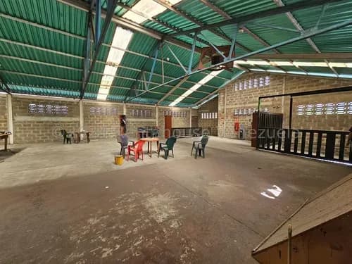 Sm Galpón-depósito En Venta En Catia 26-13001 Yf