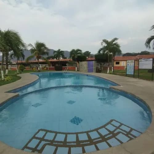 Alquiler De Amplia Casa Amoblada En San Diego Valle De Oro