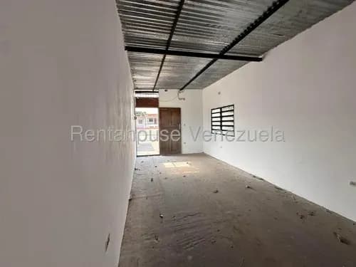 # 26- 19386 Alquiler Galpon De Más De 200 M2 Con Infraestructura Dual Y Seguridad Perimetral Oeste Barquisimeto, Lara Aa