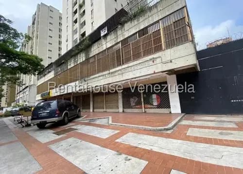 Yb Se Ofrece En Alquiler Amplio Local En La Urbina #26-10625