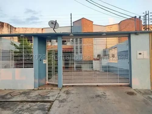 Townhouse En Venta En San Pablo Turmero Aragua 25-13574