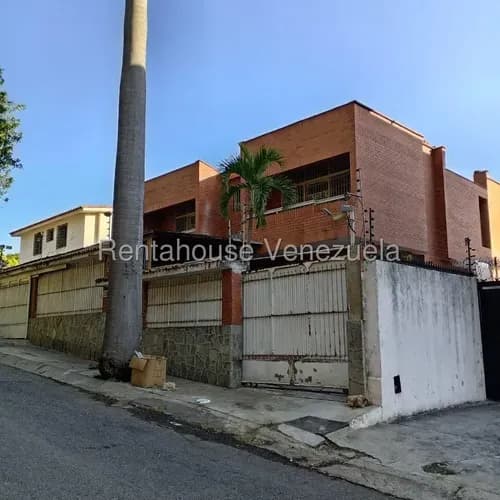 Y.a / Casa En Venta - La Trinidad / Mls #26-16727