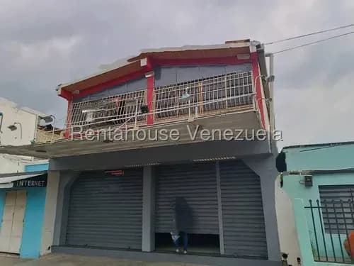 Local Comercial En Alquiler En La Avenida Constitucion De 194mts Holder 25-21406