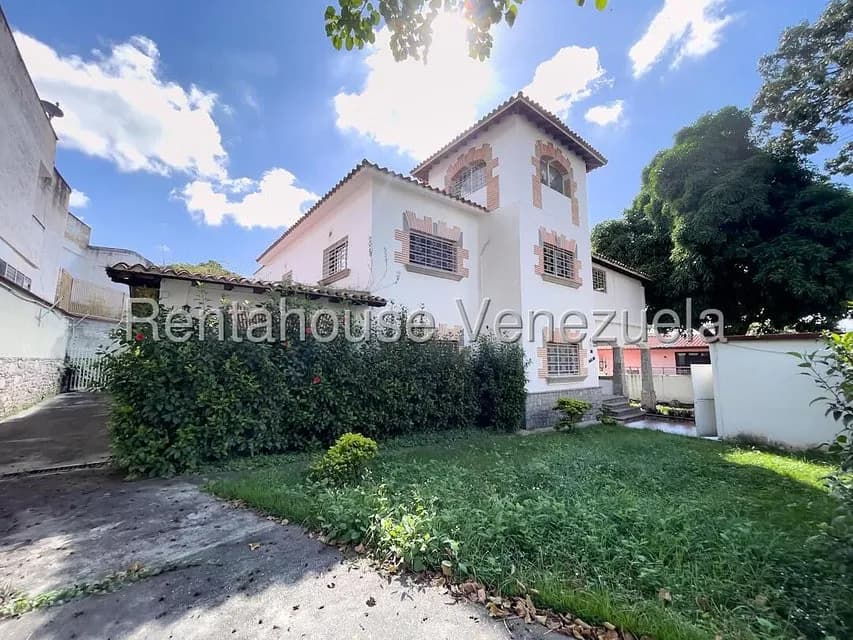 Casa (Duplex) en Alquiler en Altamira, Distrito Metropolitano