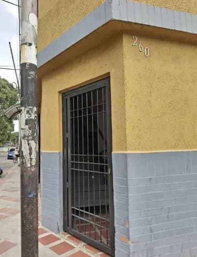 Alquiler Local En Sector San José/calle 10/maracay/avma02