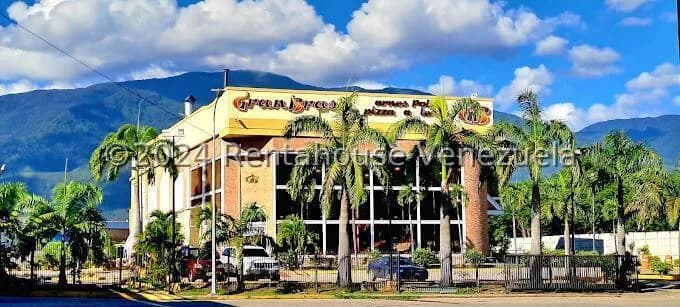Comercial (Edificio) en Venta en Guatire, Miranda