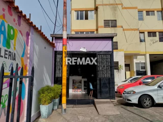 LOCAL A PIE DE CALLE en venta