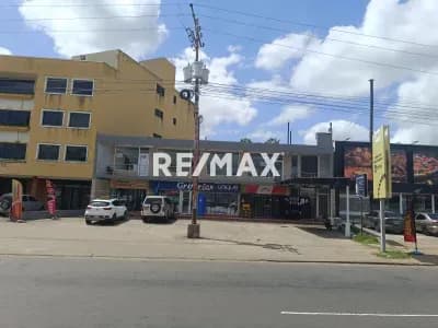 LOCAL COMERCIAL EN VENTA AV ALIRIO UGARTE PELAYO TIPURO
