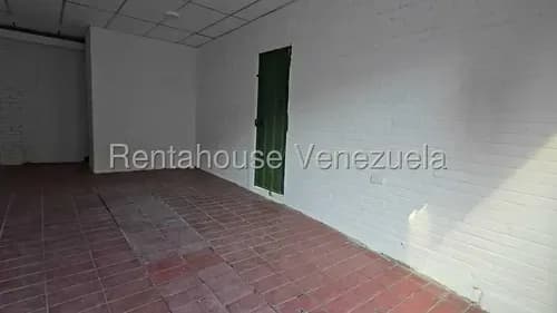 Venta Casa De Diez Habitaciones Y Dos Locales Comerciales En Pleno Centro De Barquisimeto,lara Rc