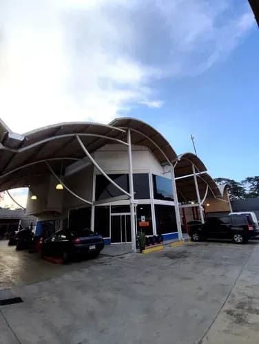 Fv Vende Taller Mecanico Con Local En Via Vigirma, Guacara