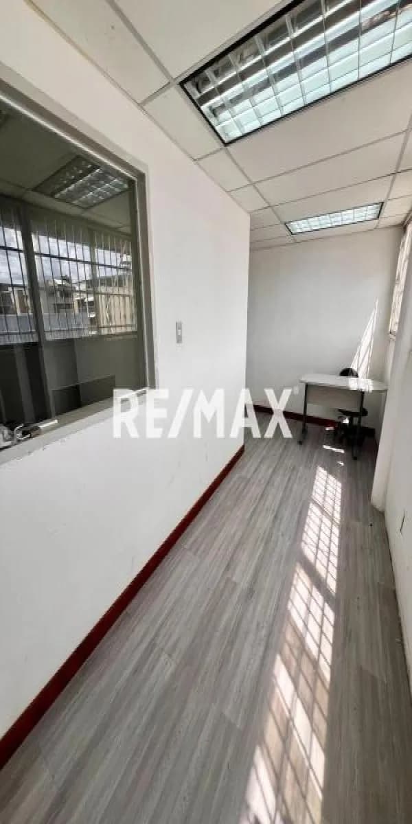 Venta . Local Comercial. El Marques. Caracas