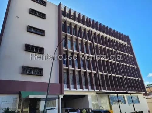 Sm Local Industrial En Alquiler En Boleita Norte 26-21036 Yf