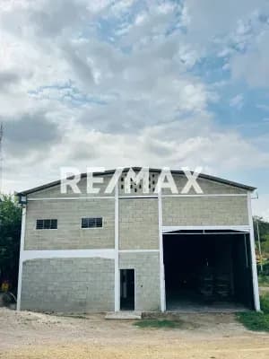 VENTA DE GALPON INDUSTRIAL EN EL CERCADO, BARQUISIMETO