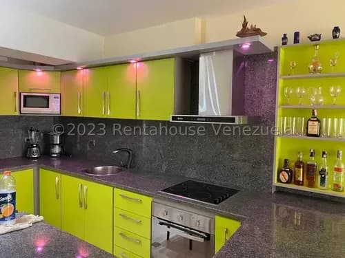 Venta De Apartamento / Agua Sal / Ls 23-33074 Yg