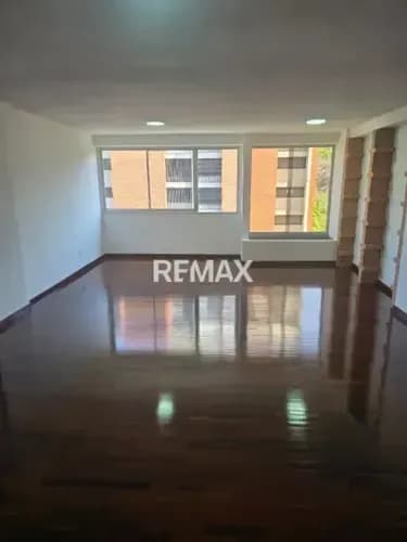Apartamento En Venta En Cerro Verde, 101m2, 3h,2b,1pe, Yt-324274