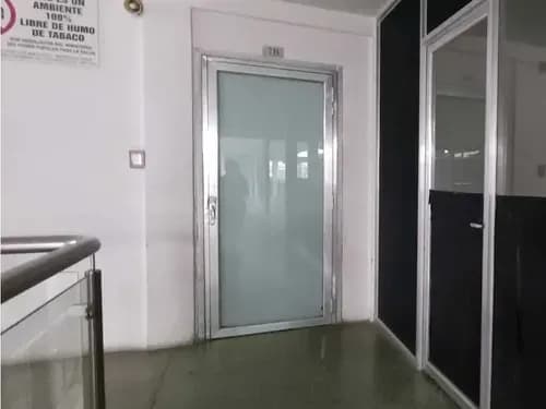 Local En Alquiler En El Centro De Valencia Calle Urdaneta Ig-9878595
