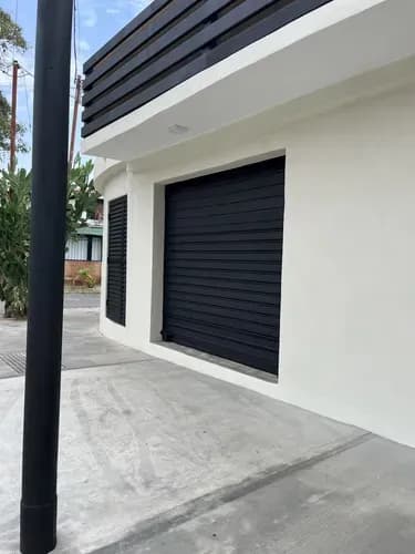 Alquiler Local Comercial 17 M2 En Urb. Agua Blanca. Marysanchez