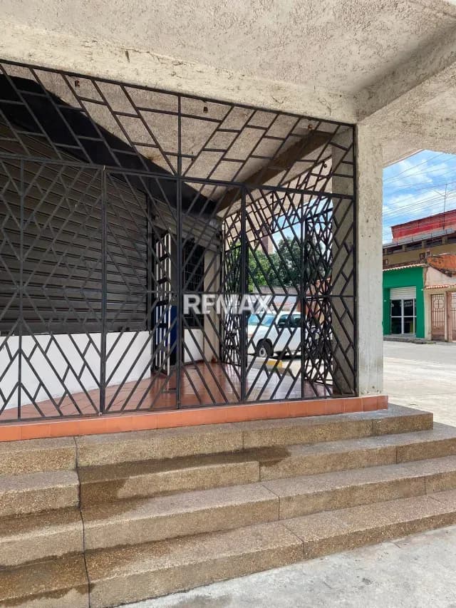 Local de Esquina en Alquiler Excelente Punto Comercial Naguanagua