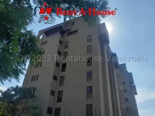 Apartamento Para Remodelar En Santa Eduvigis 24-5139