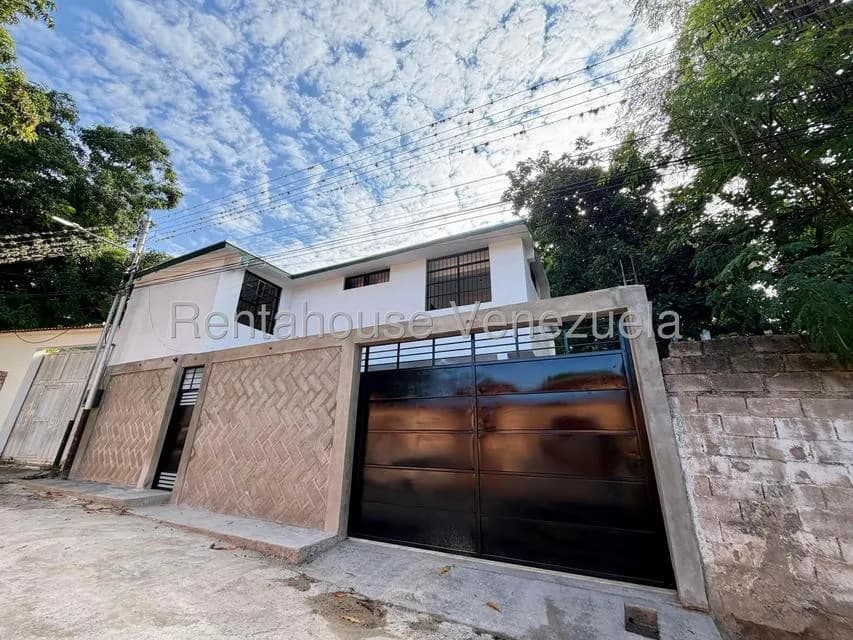 Casa (Duplex) en Venta en El Limon, Aragua