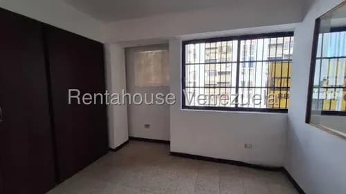 Oficina En Venta Parroquia La Candelaria 26-3298