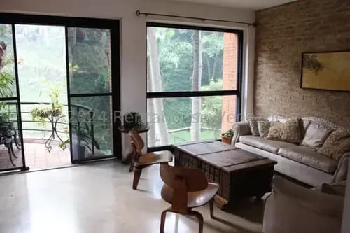 Precioso Town House En Venta, En La Boyera. 24-24743