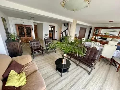 Casa En Venta En Los Naranjos Jr
