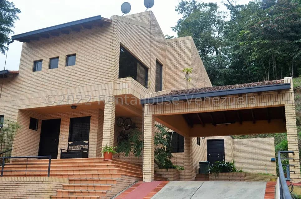 Casa (Duplex) en Venta en Monte Claro, Distrito Metropolitano