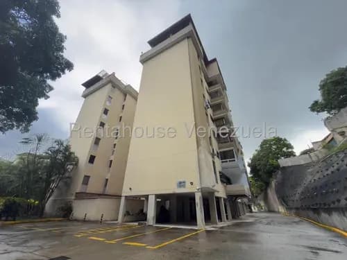 Apartamento En Muy Buenas Condiciones En Las Esmeraldas 111mts 26-18164
