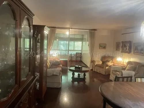 Fresco Y Acogedor Apartamento Con Excelente Distribución 26-11019 Js