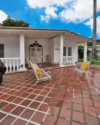 En Venta Casa Con Amplio Terreno El Limón Maracay Aragua