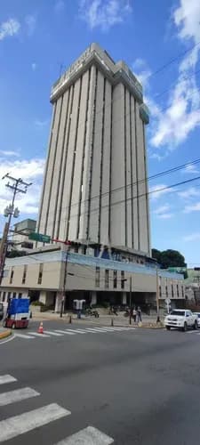 Fp Oficina En Venta Torre 4 Con Estacionamiento Av. Cedeño Valencia Solo Clientes